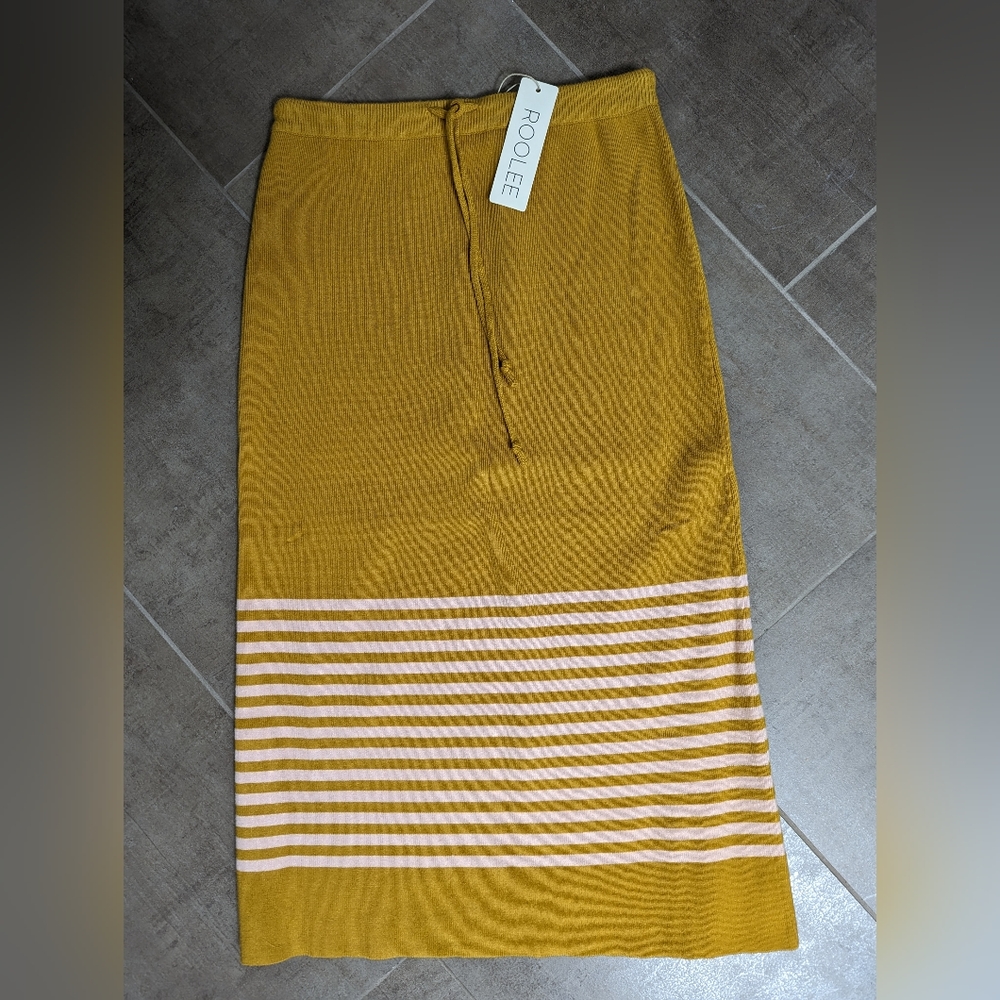 Pencil skirt